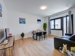 23707507-Appartement-6-Lugano-300x225-3