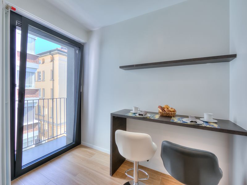 23707572-Appartement-6-Lugano-800x600-1