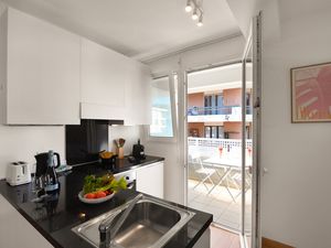 23707631-Appartement-4-Lugano-300x225-3