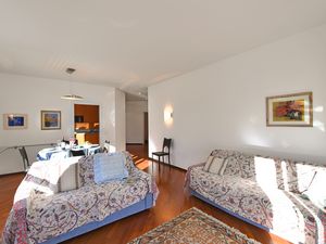 23917397-Appartement-4-Lugano-300x225-2