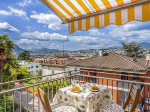 24013598-Appartement-2-Lugano-300x225-0