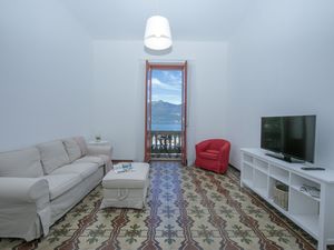 23706344-Appartement-5-Luino-300x225-2