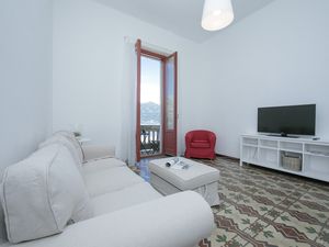 23706344-Appartement-5-Luino-300x225-4