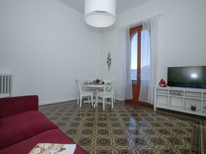 23706425-Appartement-5-Luino-300x225-5