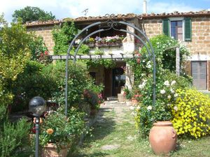 23954416-Appartement-7-Manciano-300x225-5