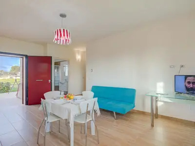 Küche und Essbereich