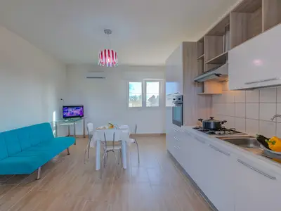 Küche und Essbereich