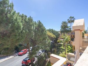 23953248-Appartement-4-Marbella-300x225-5