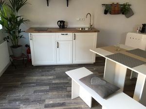 19004537-Appartement-2-March-300x225-5