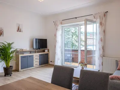 Steinmetz-Haus "Appartement Bergblick" - Wohn-/Esszimmer