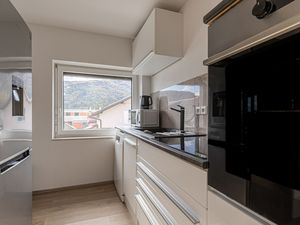 23887419-Appartement-5-Maribor-300x225-3