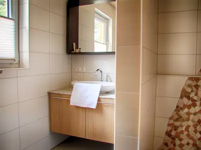 Badezimmer Ergeschoss "Am Sandstein"