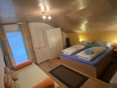 Schlafzimmer bis zu 3 Betten - Ferienwohnung