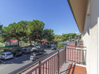 Terrase vom Wohnbereich und Hauptschlafzimmer zu erreichen