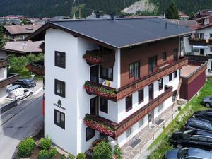 22417033-Appartement-8-Mayrhofen-300x225-3