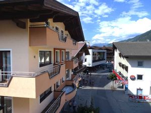 22417023-Appartement-4-Mayrhofen-300x225-3