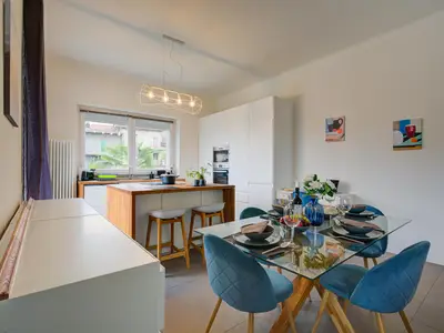 Küche und Essbereich