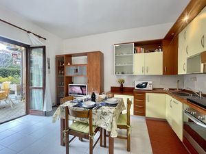 24039218-Appartement-4-Menaggio-300x225-3