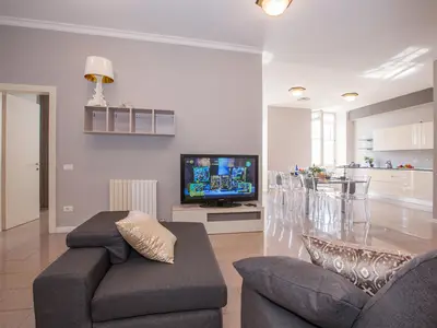 Schlafsofa (Schlafbereich für Studio)