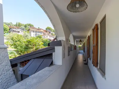 Gemeinschaftsbereich (Flure, Halle)