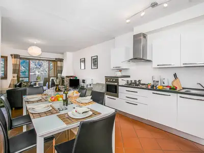 Küche und Essbereich