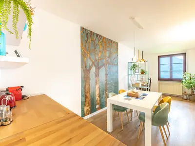 Küche und Essbereich