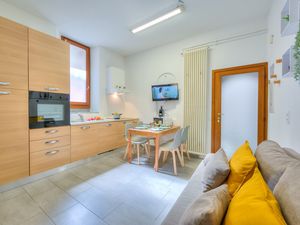 23707938-Appartement-3-Mendrisio-300x225-2