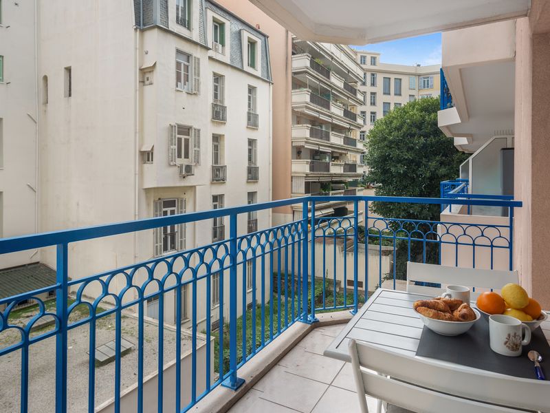 23984259-Appartement-4-Menton-800x600-1