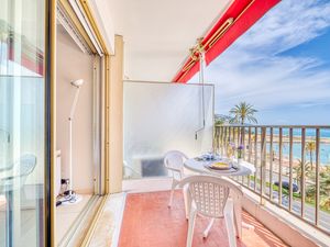 24044599-Appartement-2-Menton-300x225-1