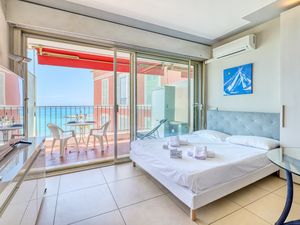 24044599-Appartement-2-Menton-300x225-5