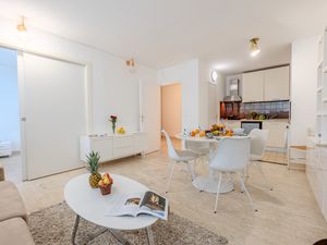 24045658-Appartement-4-Menton-300x225-2