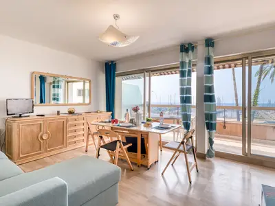 Wohn- und Esszimmer