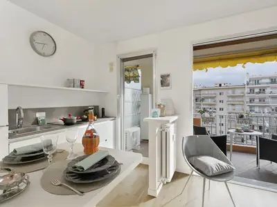 Küche und Essbereich