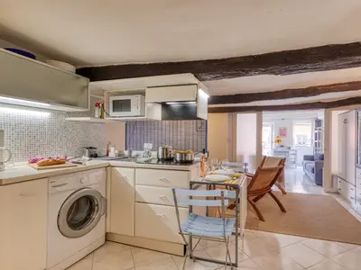 Küche und Essbereich