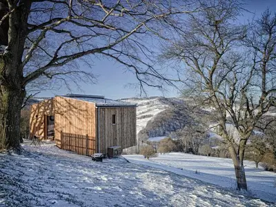 Elsbeer Chalet im Schnee