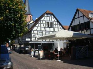 19249571-Appartement-8-Michelstadt-300x225-2