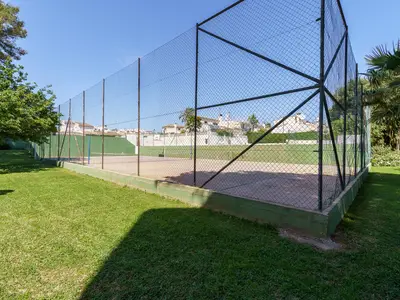 Tennisplatz