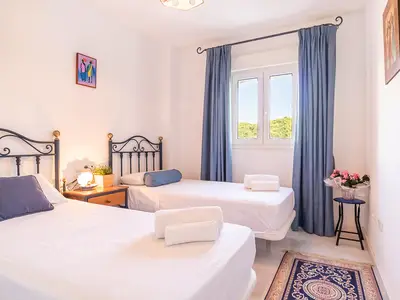 Zweites Schlafzimmer mit 2 Einzelbetten