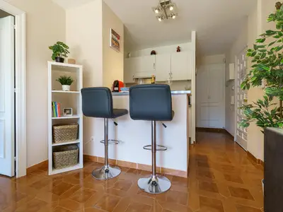 Barhocker und Frühstücksplatz