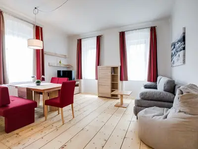 4er Appartement Freunde - Wohn-/Esszimmer