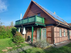 22370879-Appartement-3-Mölschow-300x225-0