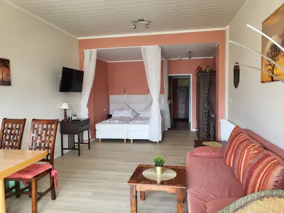 Wohn und Schlafbereich der Ferienwohnung