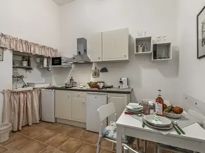 Küche und Essbereich