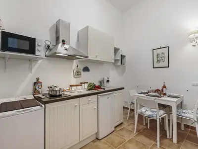 Küche und Essbereich