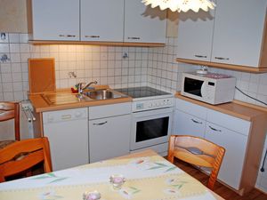 18711860-Appartement-4-Moormerland-300x225-5