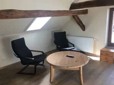 Apartment 7 Wohnzimmer Sitzgruppe