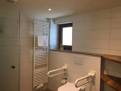 INSIDE, BATHROOM
