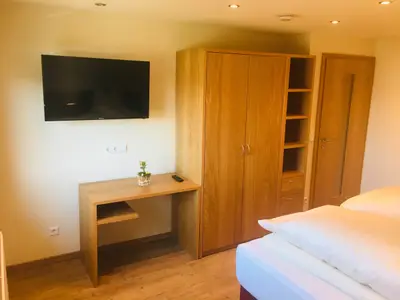 Photo, INSIDE, OUTSIDE