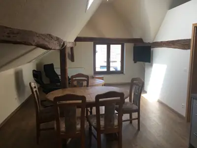 Photo, INSIDE, OUTSIDE