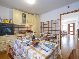 23707200-Appartement-6-Nago-Torbole-300x225-5